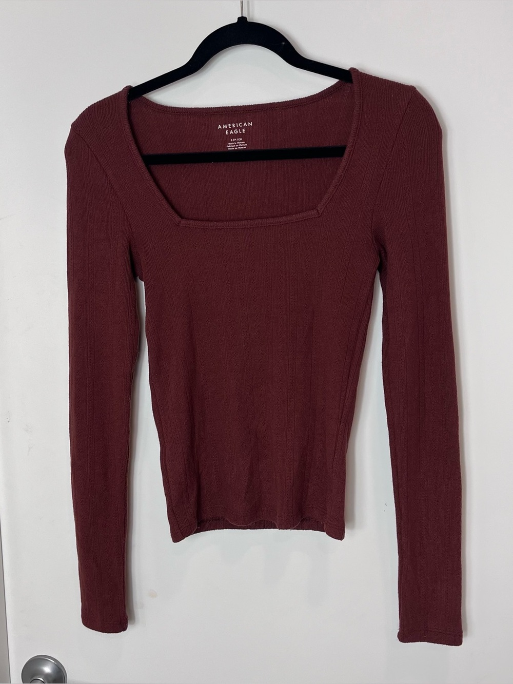 American Eagle AE Long‎ Sleeve Square Neck T-Shirt Top Small Burgundy Red Brown
